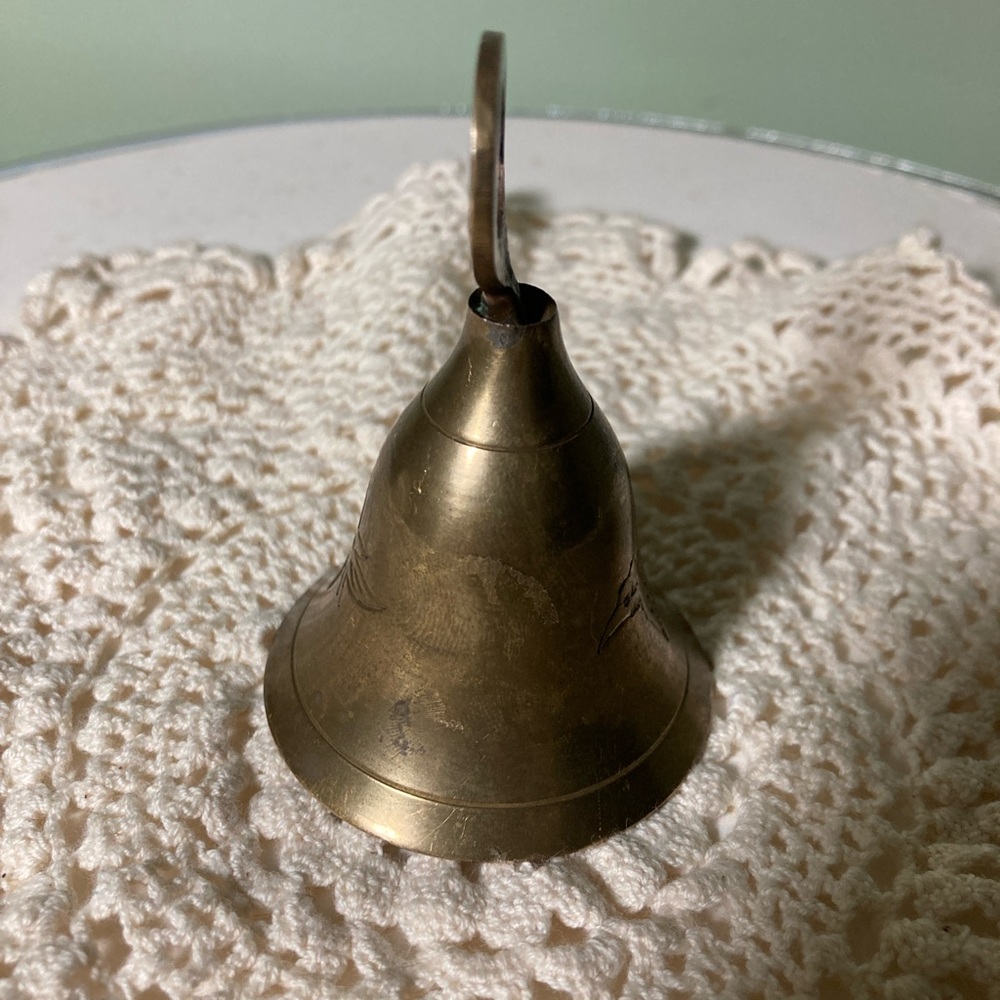 Vintage Brass Bell with Bird Design - Picture 3 of 5